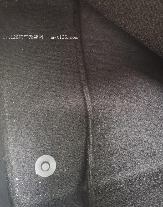 自己動手沃爾沃XC90安裝車載電臺  myt126汽車改裝網(wǎng)