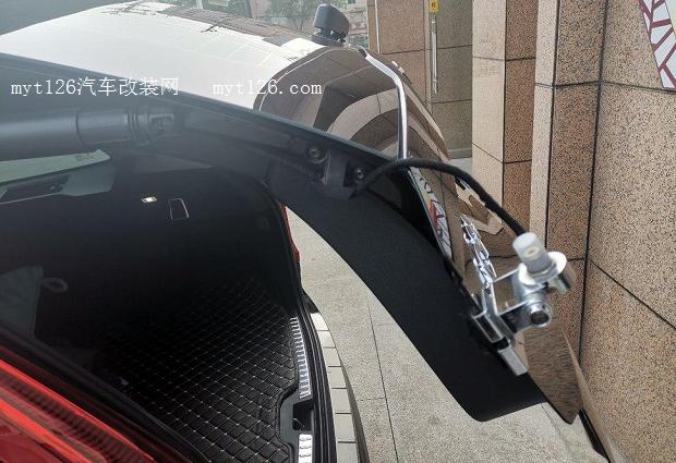 自己動手沃爾沃XC90安裝車載電臺  myt126汽車改裝網(wǎng)