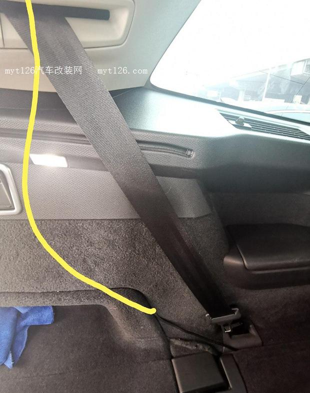 自己動手沃爾沃XC90安裝車載電臺  myt126汽車改裝網(wǎng)