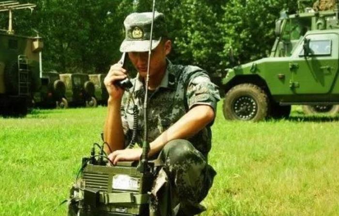 為何軍事術(shù)語中1要念幺,9要念勾?這樣喊起來比較省力!