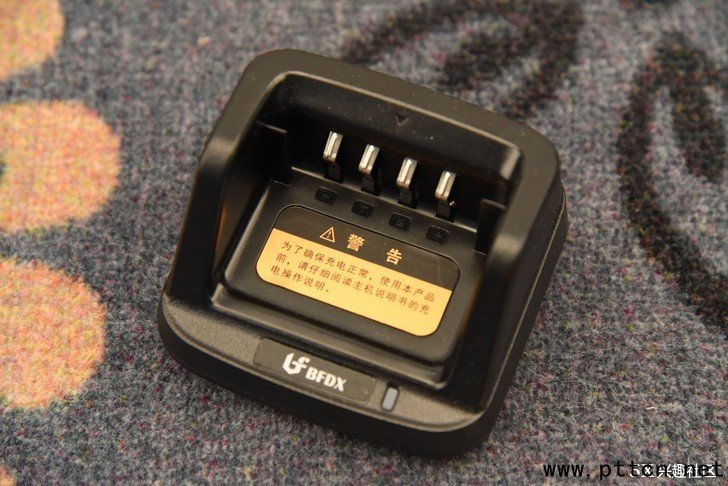 北峰DMR BF-TD511數(shù)字對講機(jī)