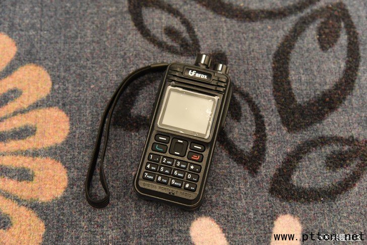 北峰DMR BF-TD511數(shù)字對講機(jī)
